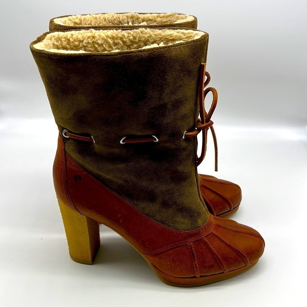 Rockport - Courtlyn Brown Leather Green Suede Slip On Duck Boots Size 8.5